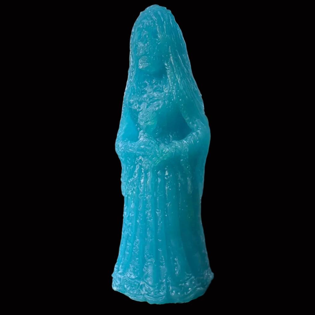The White Lady Ghost of Haunted Pluckley (Crypt Candy Edition)