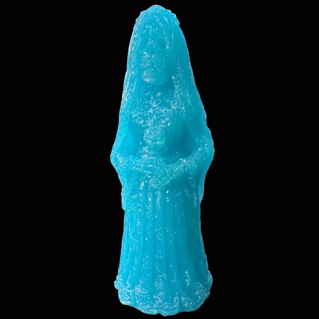 The White Lady Ghost of Haunted Pluckley (Crypt Candy Edition)